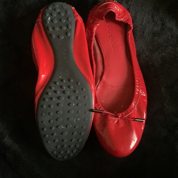 ❄️WINTER SALE PRICE $21❄️ Michael By Michael Shannon Flats - Picture 2 of 2